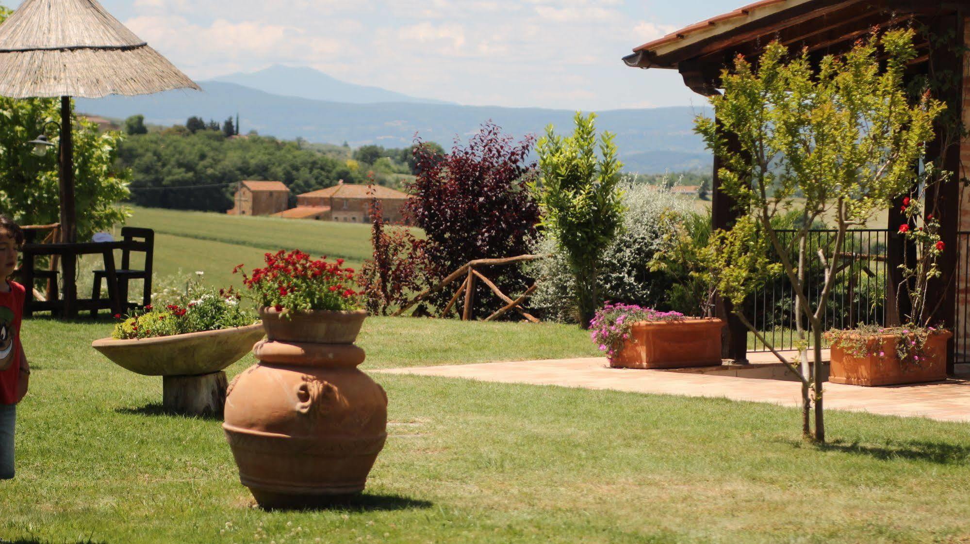 Le Terre Di Giano Guest House Paciano Eksteriør bilde